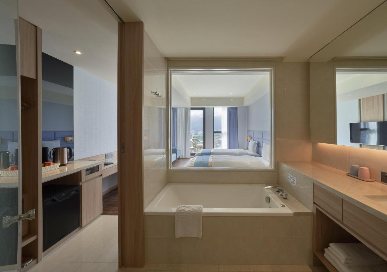 Lanyang Seaview Hotel Тоученг Екстериор снимка